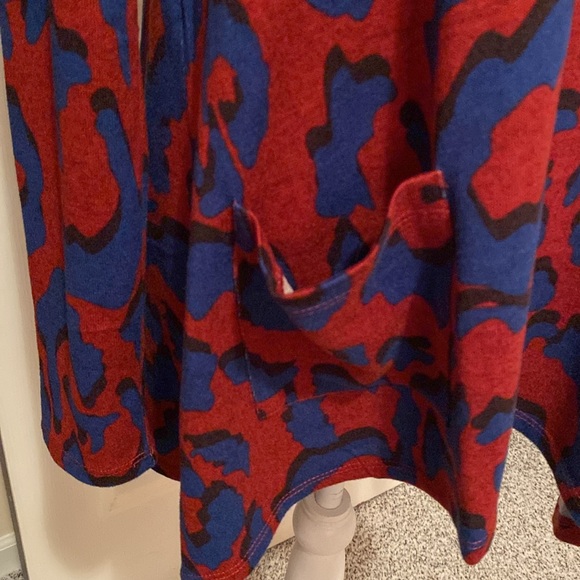 QVC LOGO by Lori Goldstein Animal Print Tunic - Picture 2 of 3